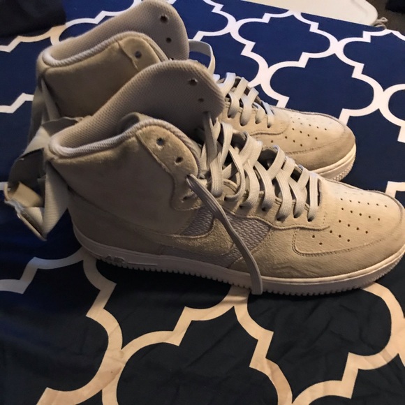 Men’s size 10.5 Nike shoes - Picture 6 of 6